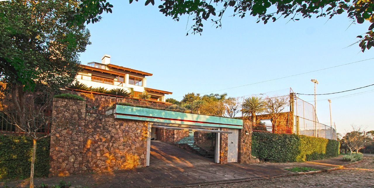 Casa à venda com 4 quartos, 601m² - Foto 4