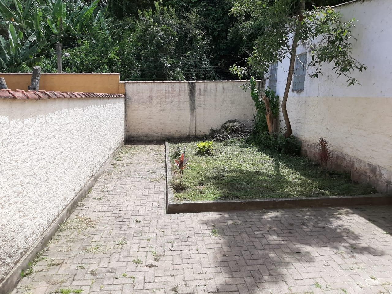 Casa à venda com 3 quartos, 185m² - Foto 4