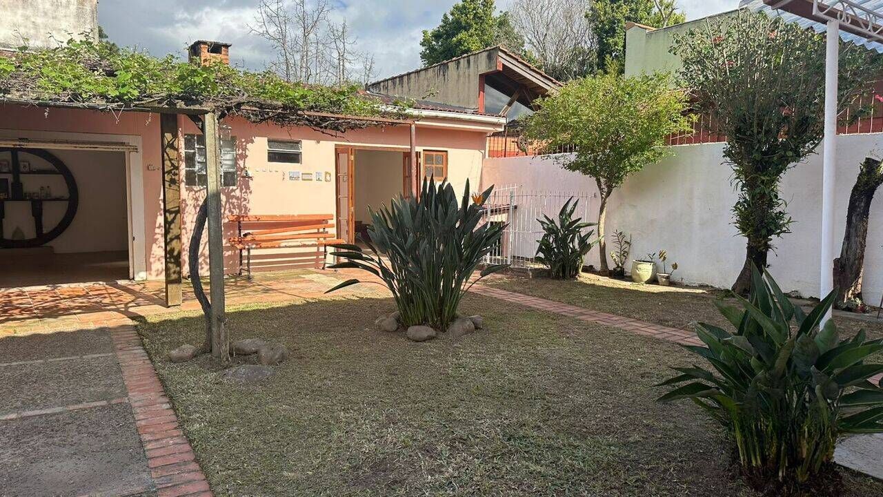 Casa, 3 quartos, 250 m² - Foto 42