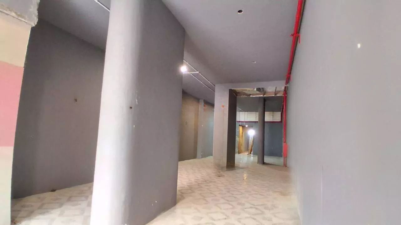 Loja-Salão, 134 m² - Foto 1