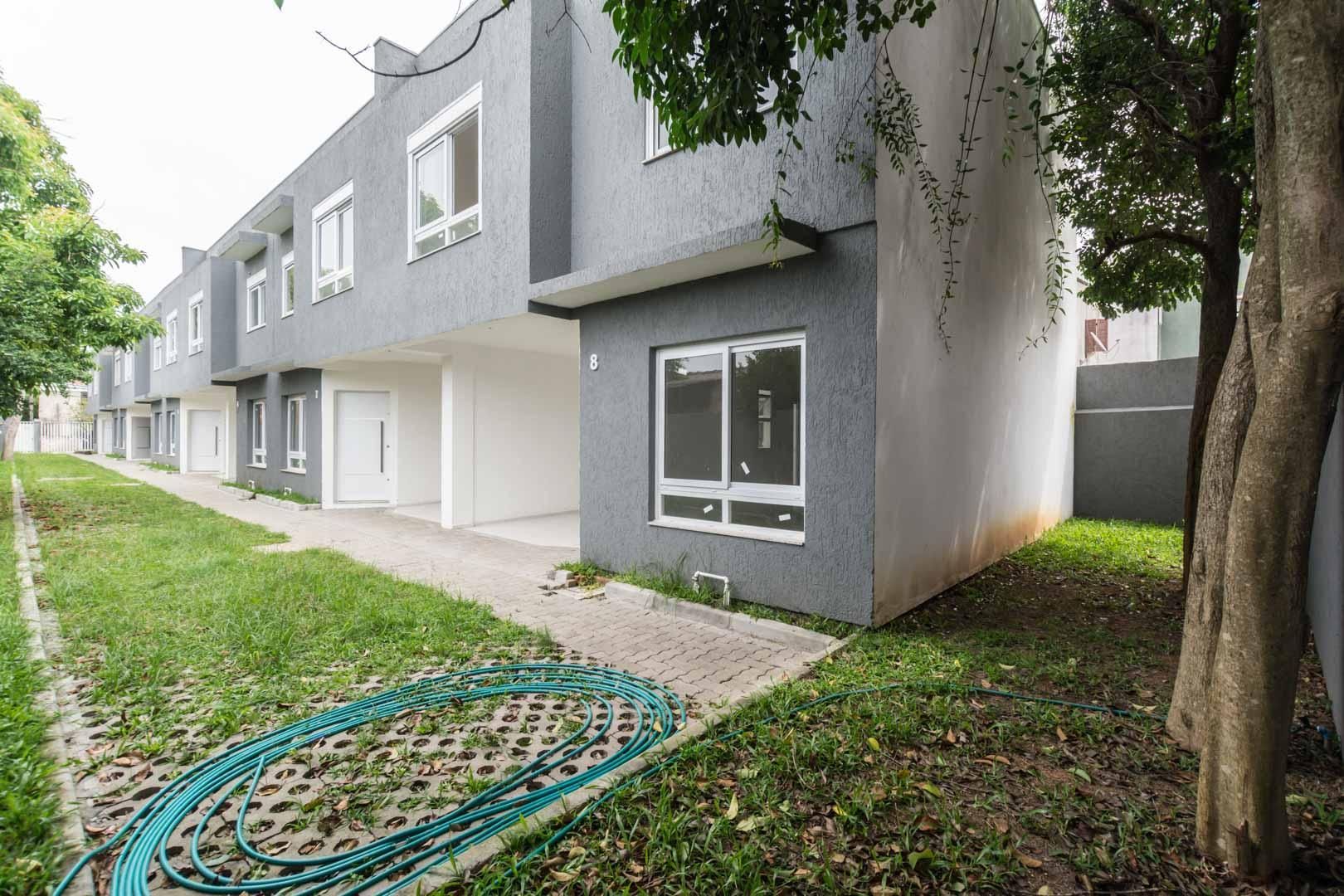 Casa à venda com 3 quartos, 116m² - Foto 2