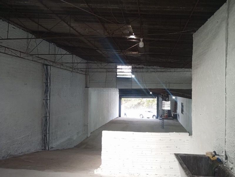 Loja-Salão para alugar com 1 quarto, 488m² - Foto 2