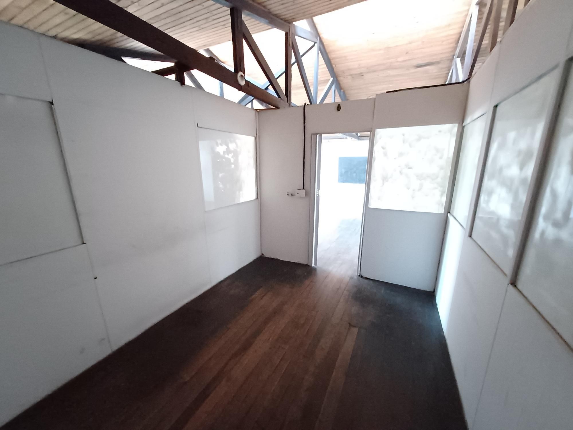 Depósito-Galpão-Armazém para alugar com 8 quartos, 435m² - Foto 22