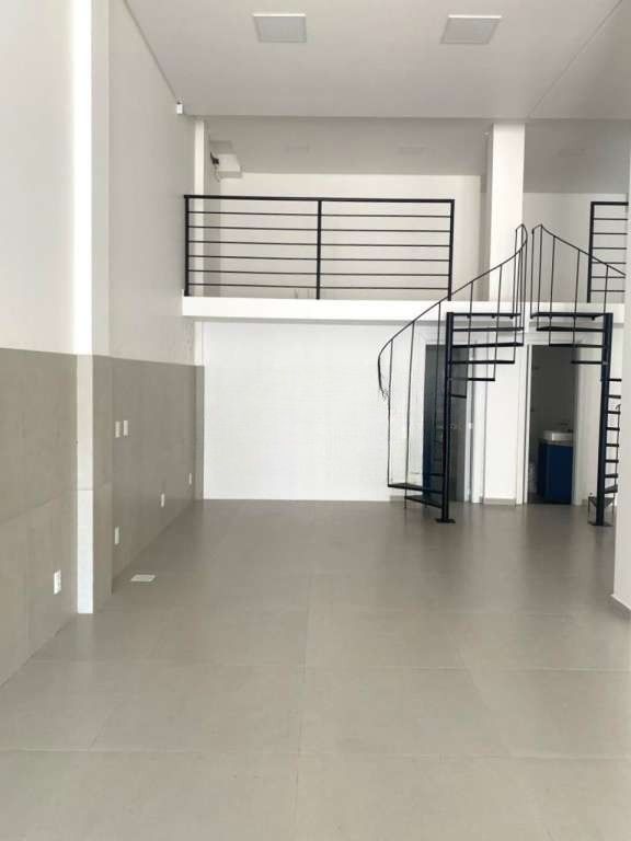 Loja-Salão para alugar, 180m² - Foto 2