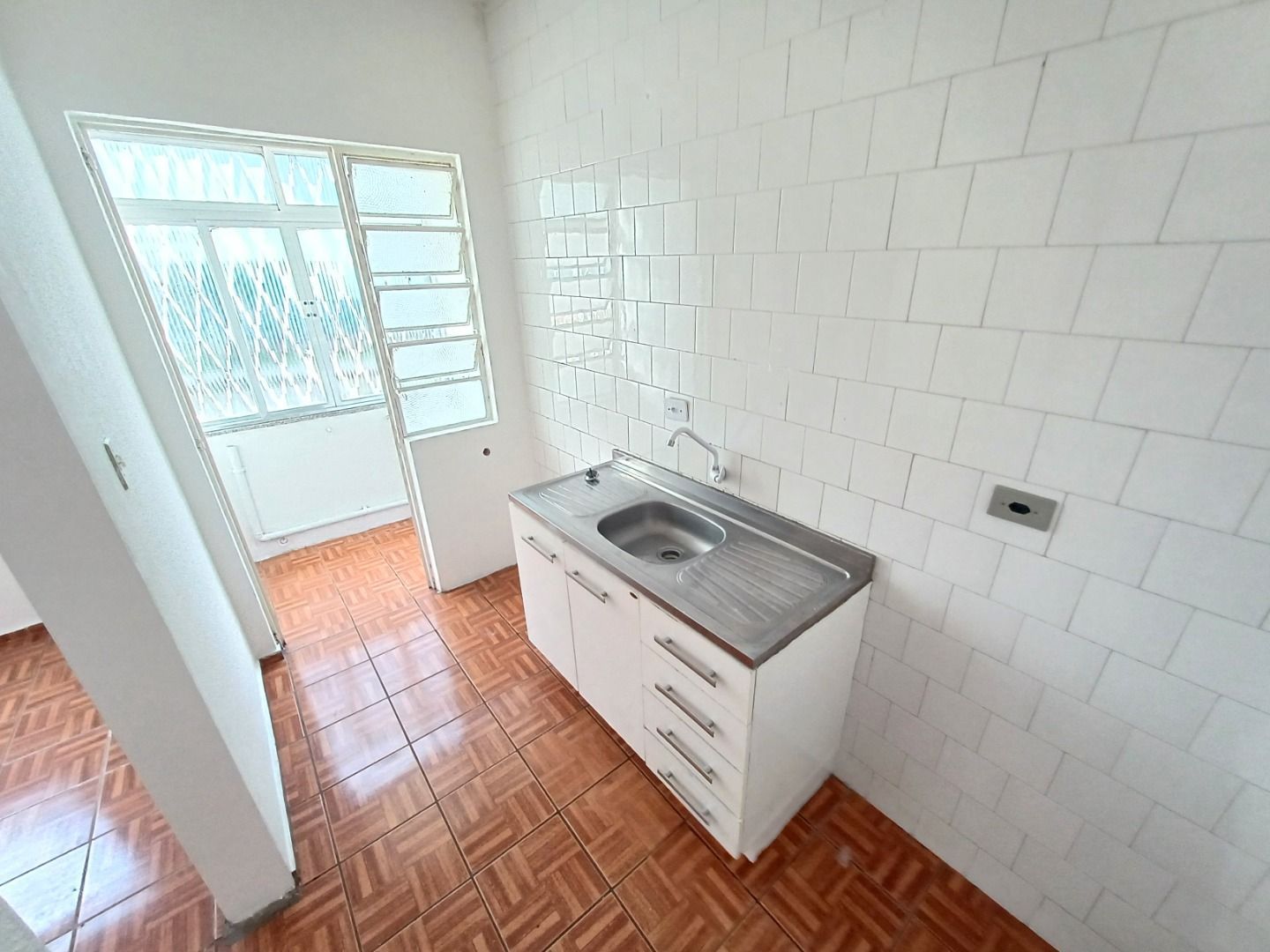 Apartamento para alugar com 1 quarto, 38m² - Foto 9