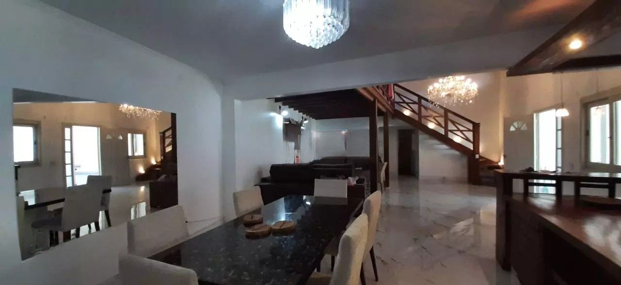 Casa, 4 quartos, 250 m² - Foto 2
