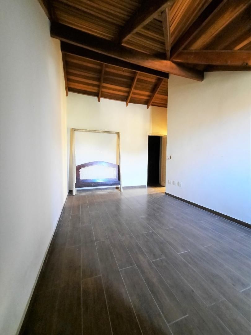 Casa, 4 quartos, 242 m² - Foto 16