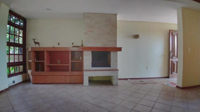 Casa à venda com 4 quartos, 200m² - Foto 4