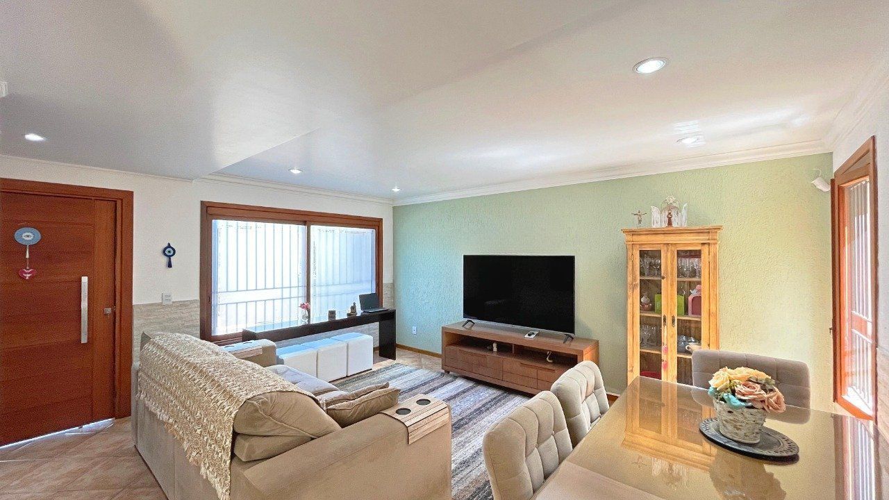 Casa à venda com 6 quartos, 344m² - Foto 3