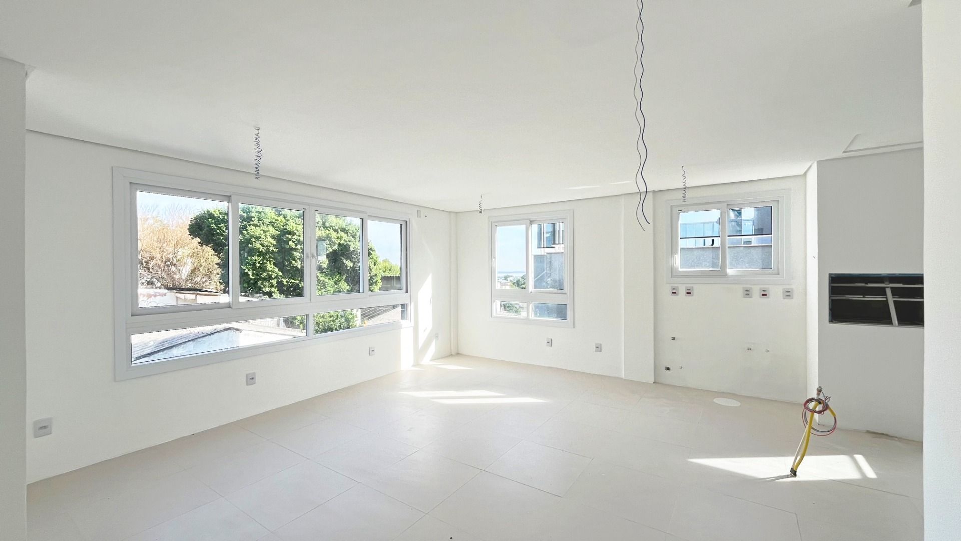 Casa à venda com 3 quartos, 215m² - Foto 4
