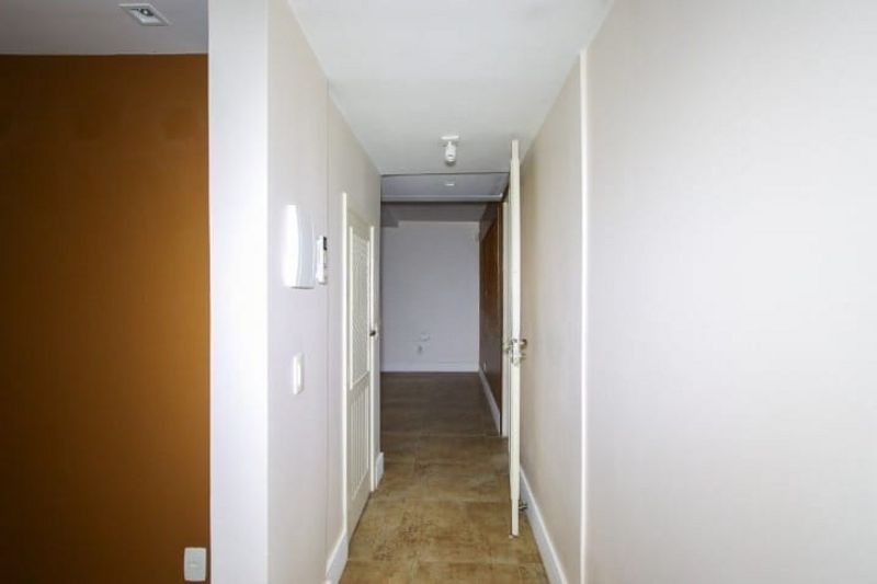 Casa para alugar com 3 quartos, 495m² - Foto 16