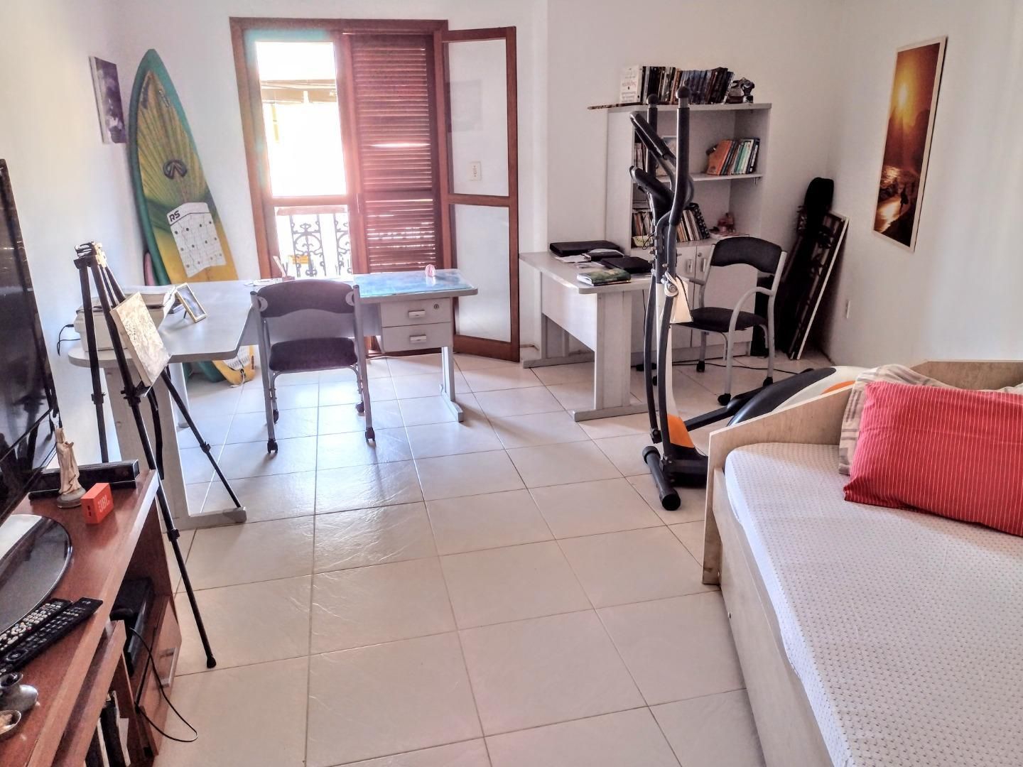 Casa, 3 quartos, 240 m² - Foto 25