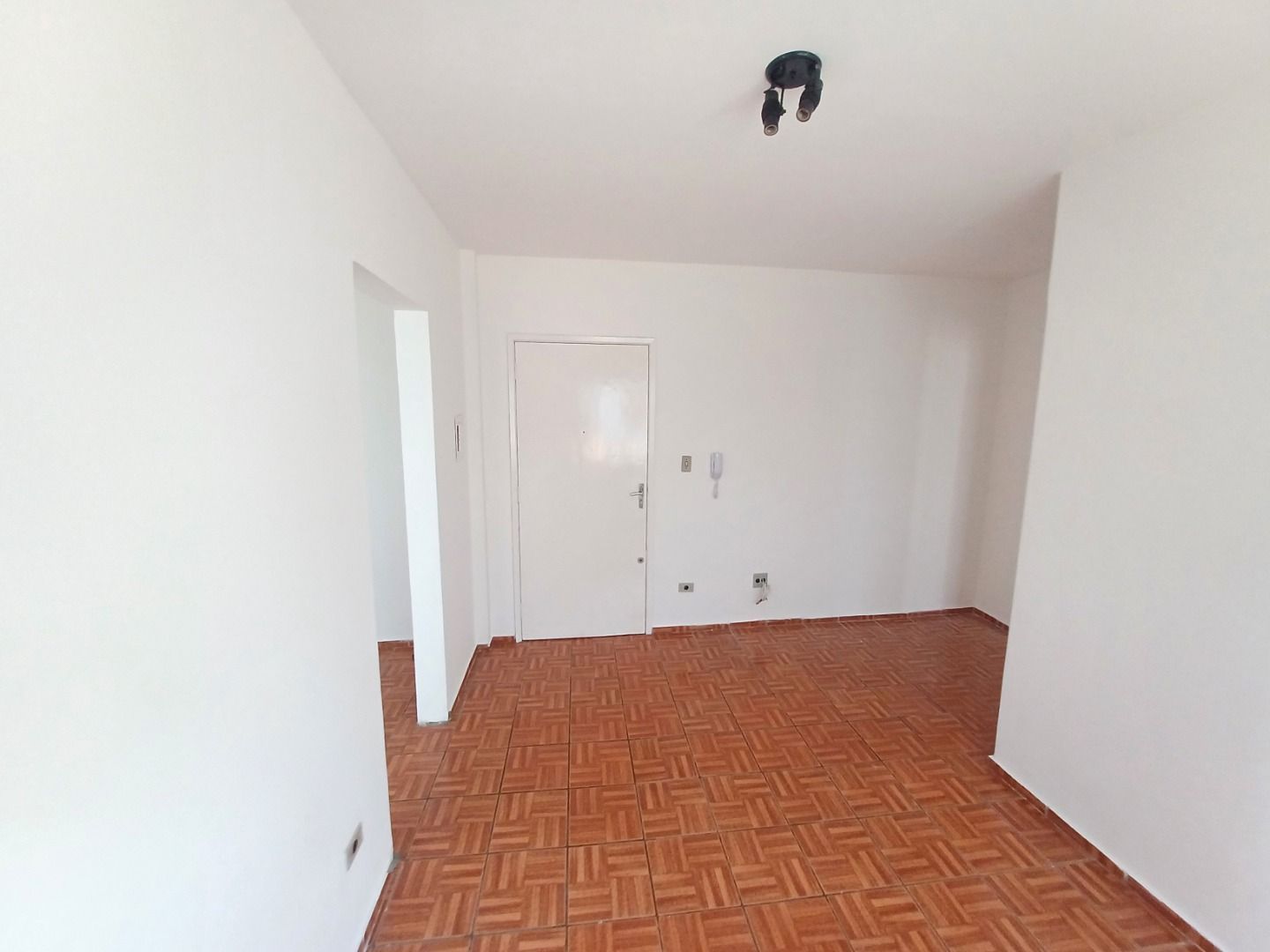 Apartamento para alugar com 1 quarto, 38m² - Foto 3