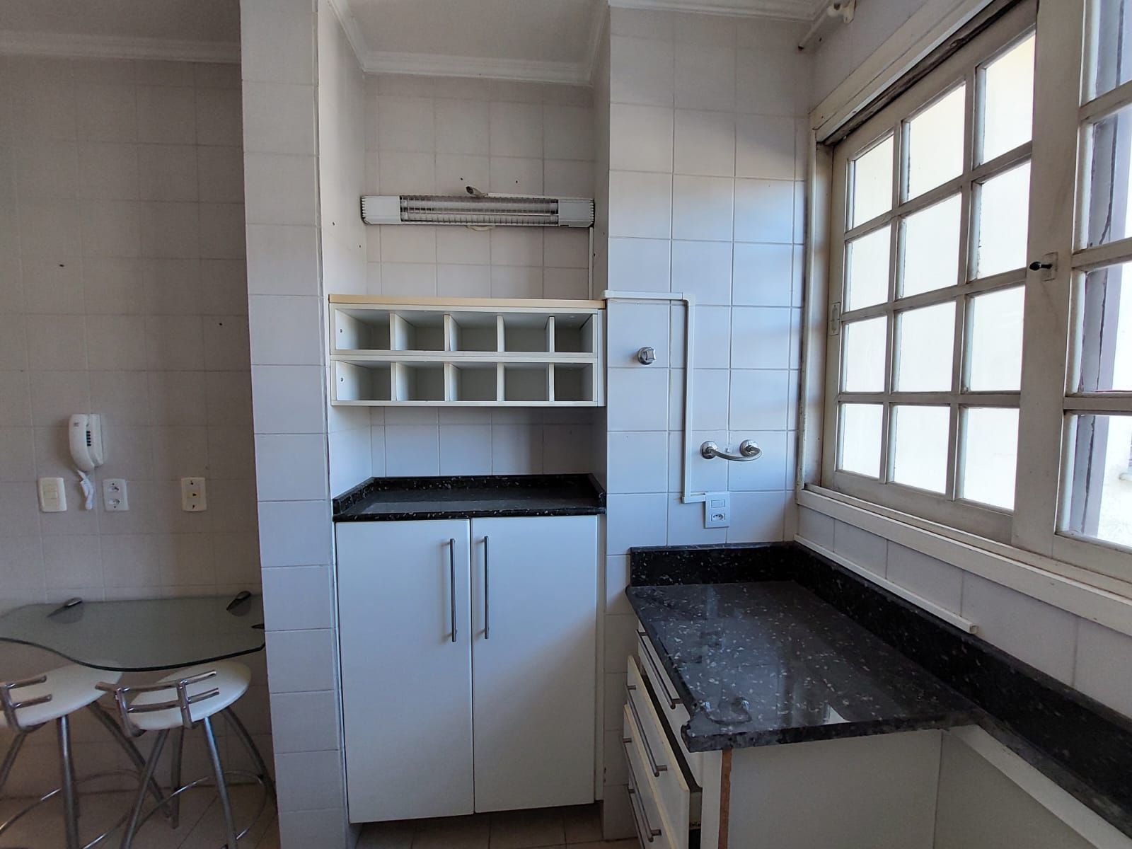 Apartamento à venda com 2 quartos, 70m² - Foto 7
