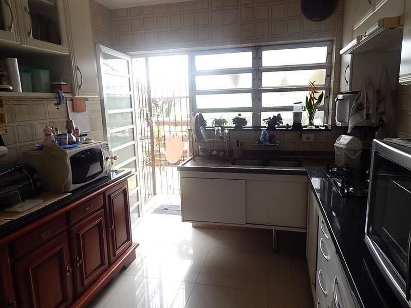 Casa à venda com 3 quartos, 187m² - Foto 11