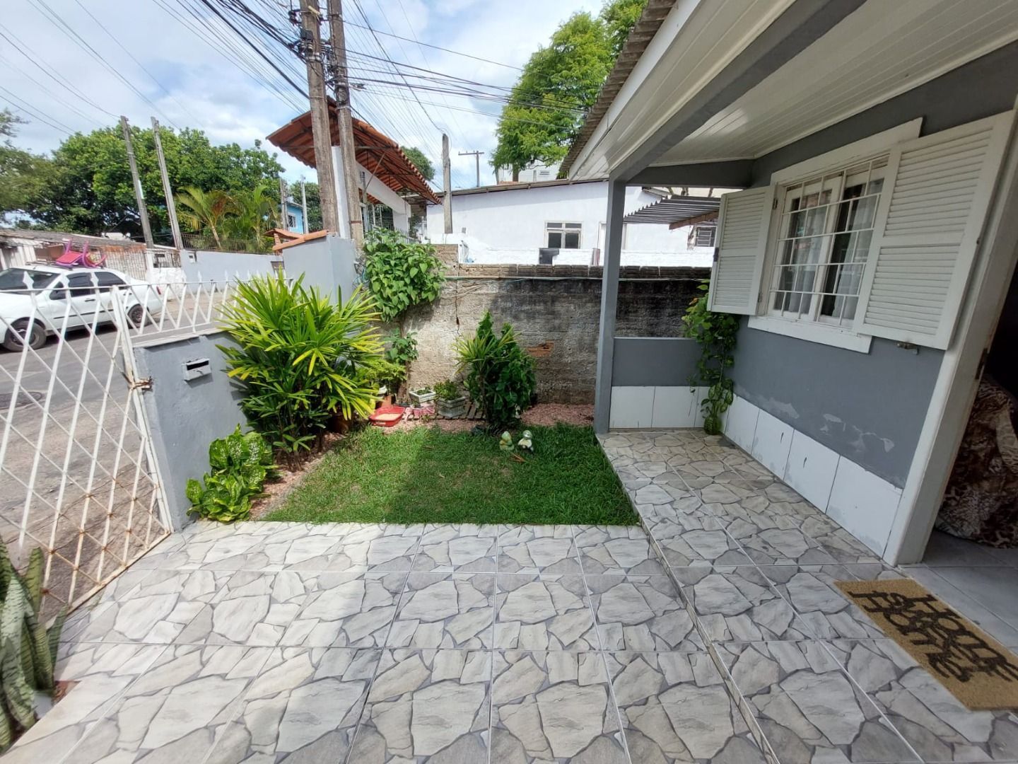 Casa, 6 quartos, 200 m² - Foto 1