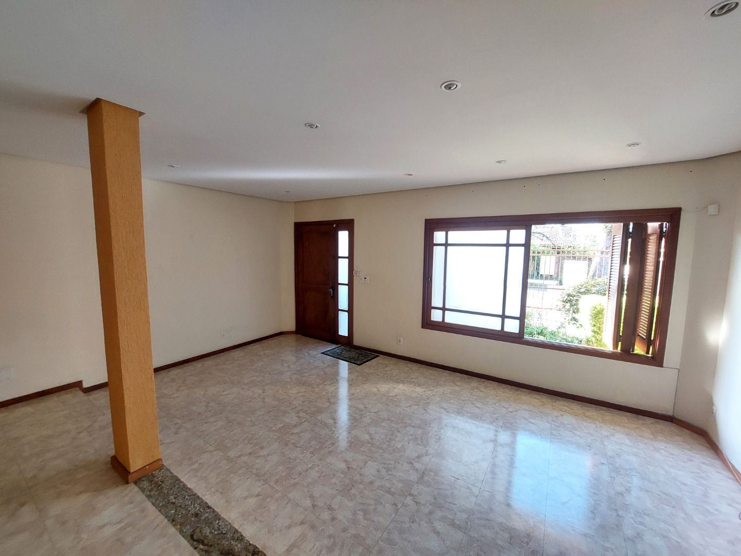 Casa, 4 quartos, 290 m² - Foto 3