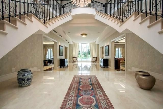 Casa à venda com 7 quartos, 1165m² - Foto 3
