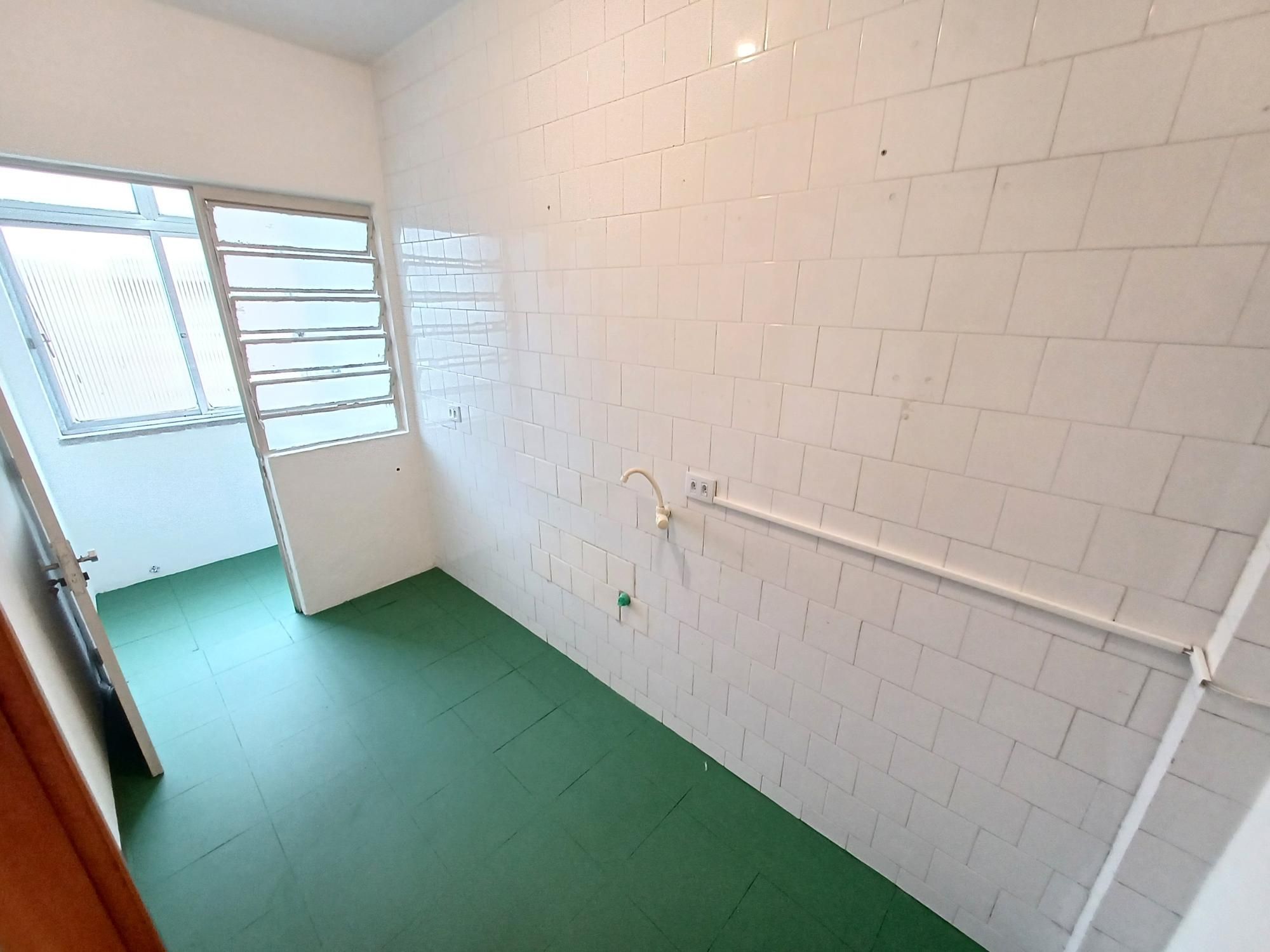 Apartamento para alugar com 1 quarto, 40m² - Foto 6