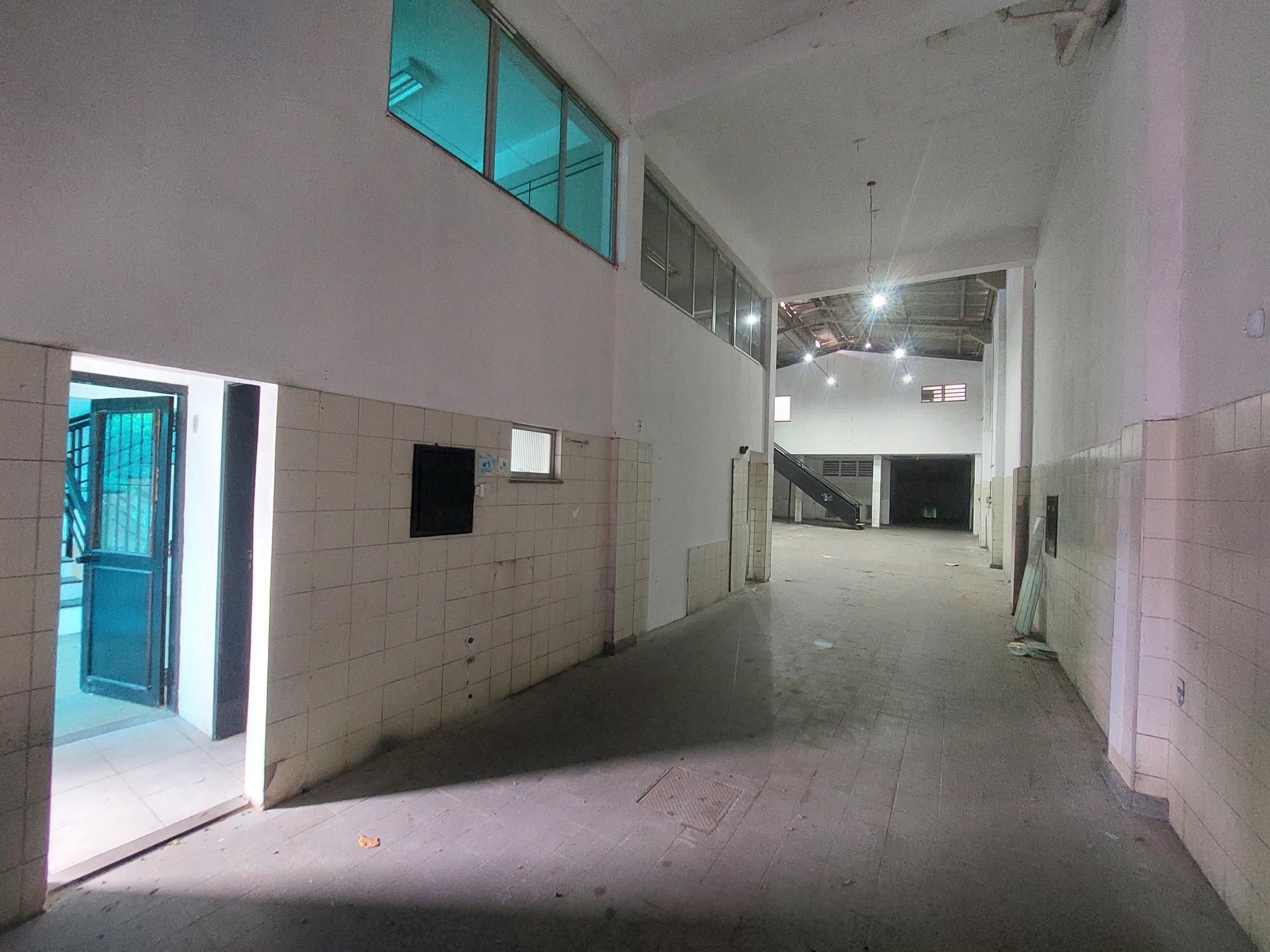 Depósito-Galpão, 742 m² - Foto 24