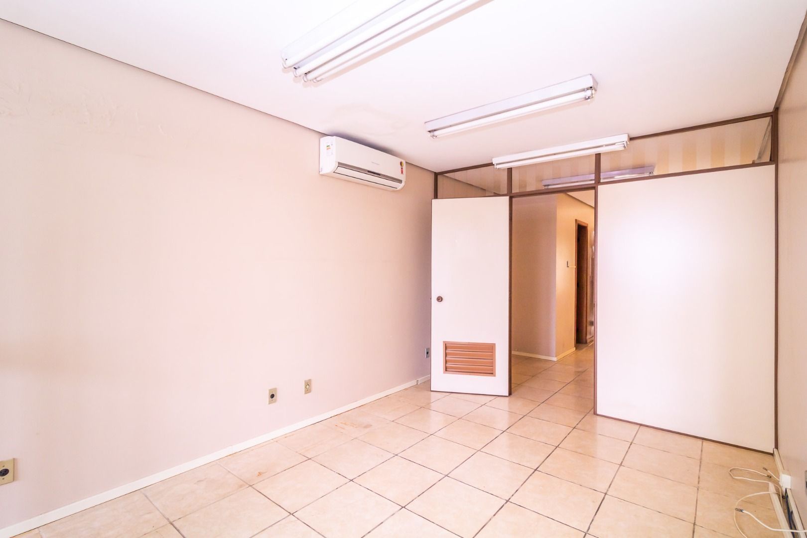 Conjunto Comercial-Sala à venda, 86m² - Foto 11