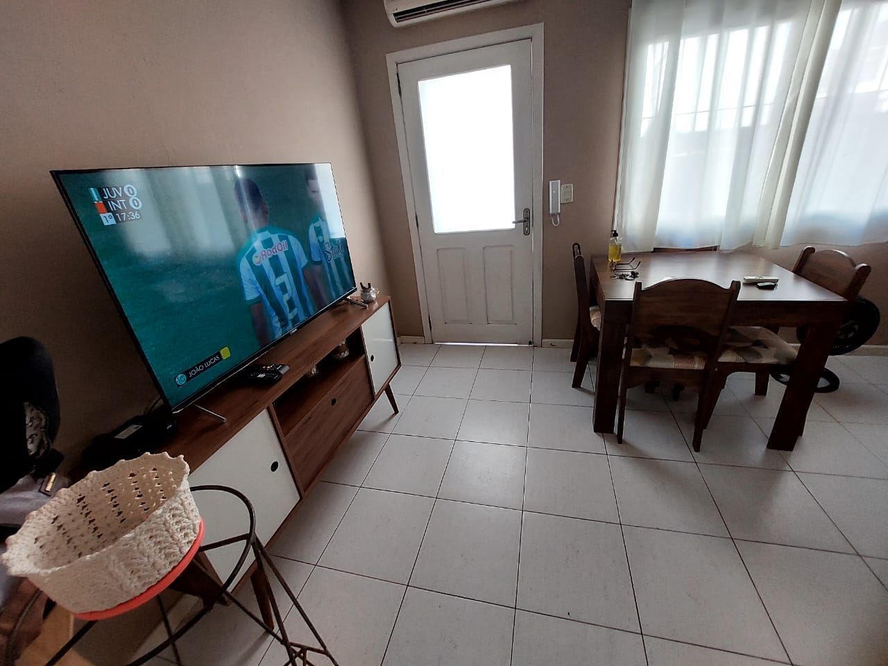 Casa à venda com 3 quartos, 92m² - Foto 8