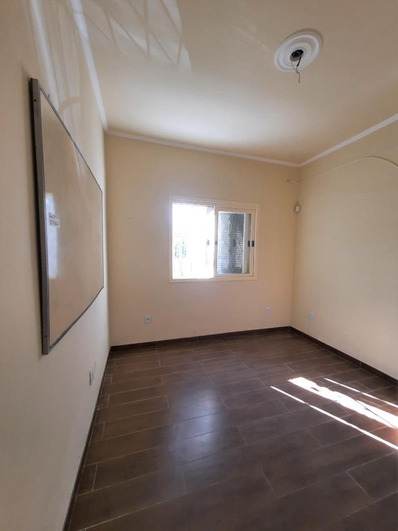 Casa, 4 quartos, 242 m² - Foto 5