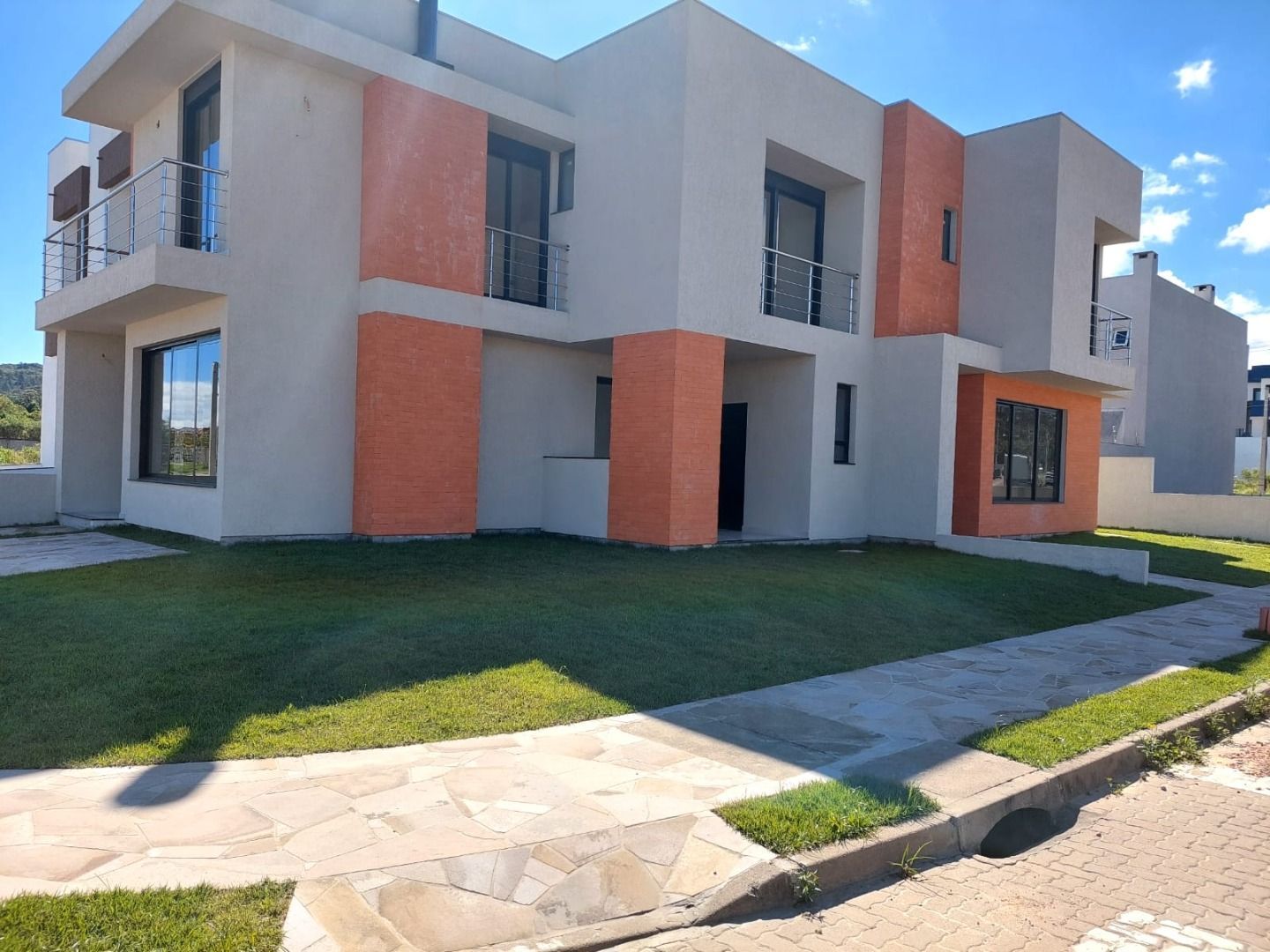 Casa, 3 quartos, 146 m² - Foto 1