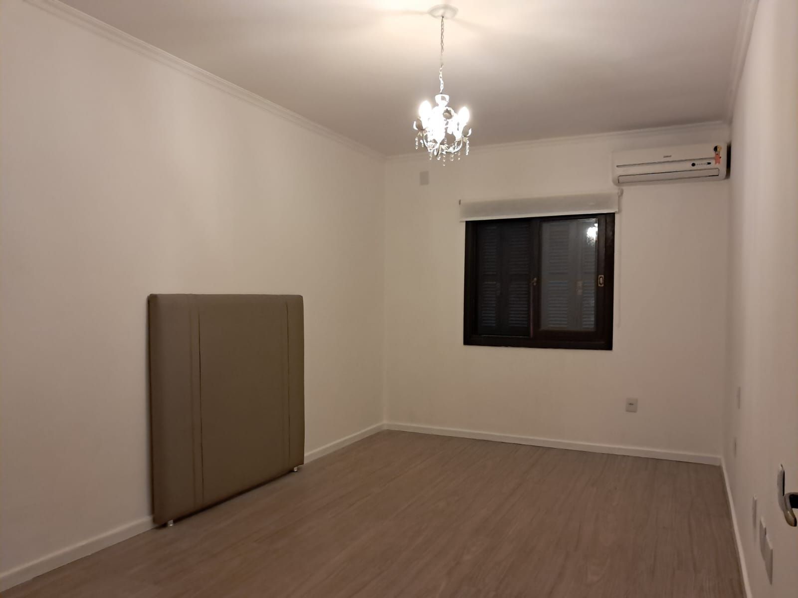 Casa, 6 quartos, 200 m² - Foto 21