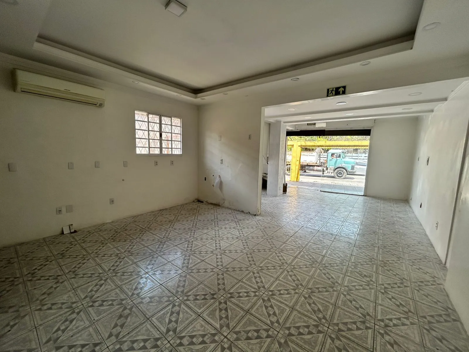 Loja-Salão, 129 m² - Foto 2