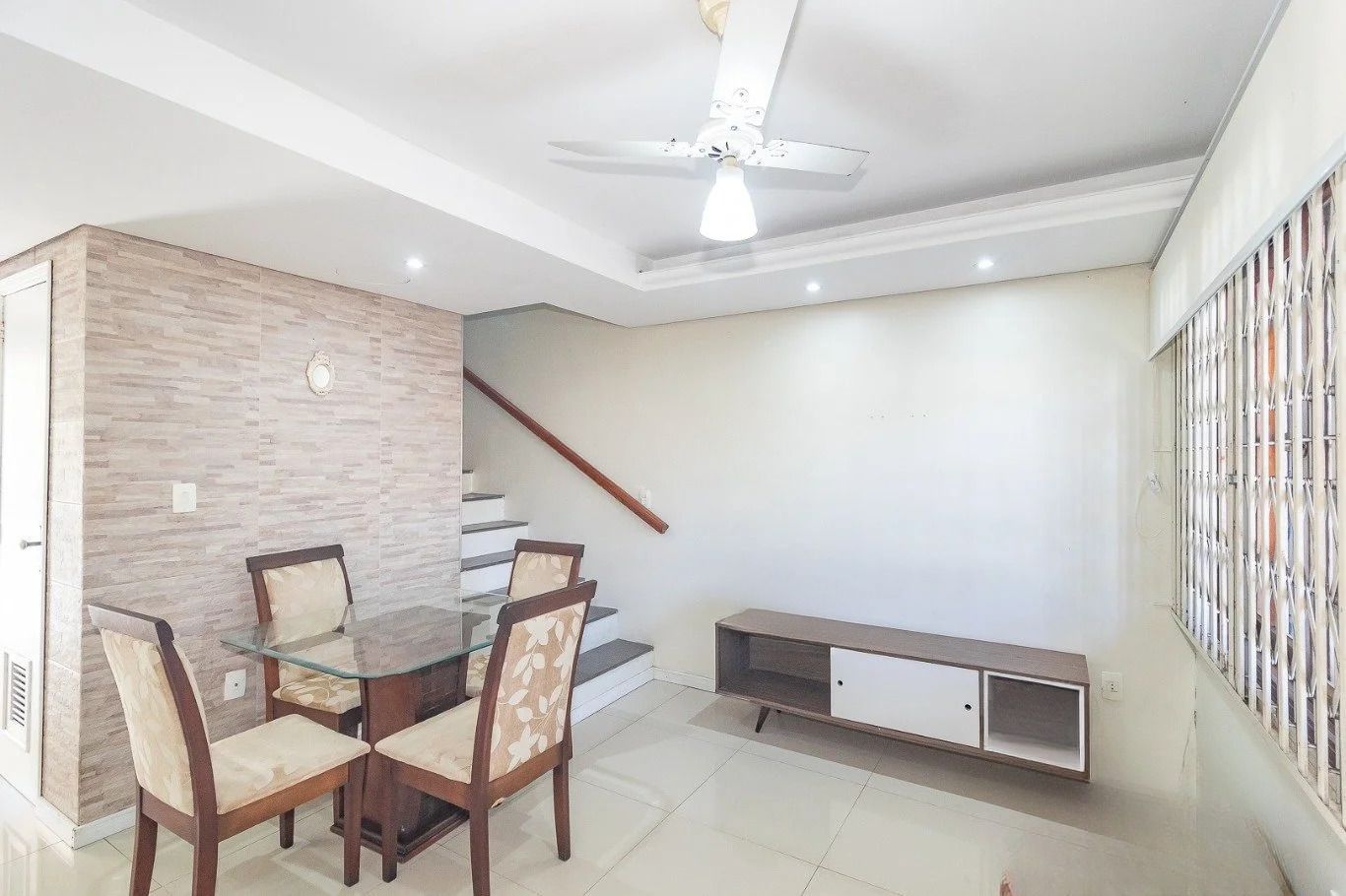 Casa, 2 quartos, 133 m² - Foto 1