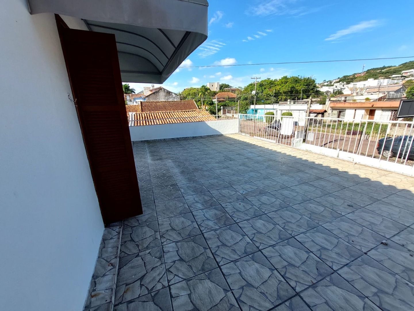 Casa à venda com 3 quartos, 241m² - Foto 11