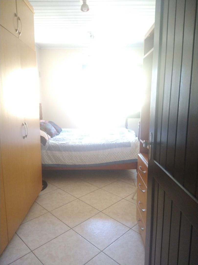 Casa à venda com 4 quartos, 245m² - Foto 17
