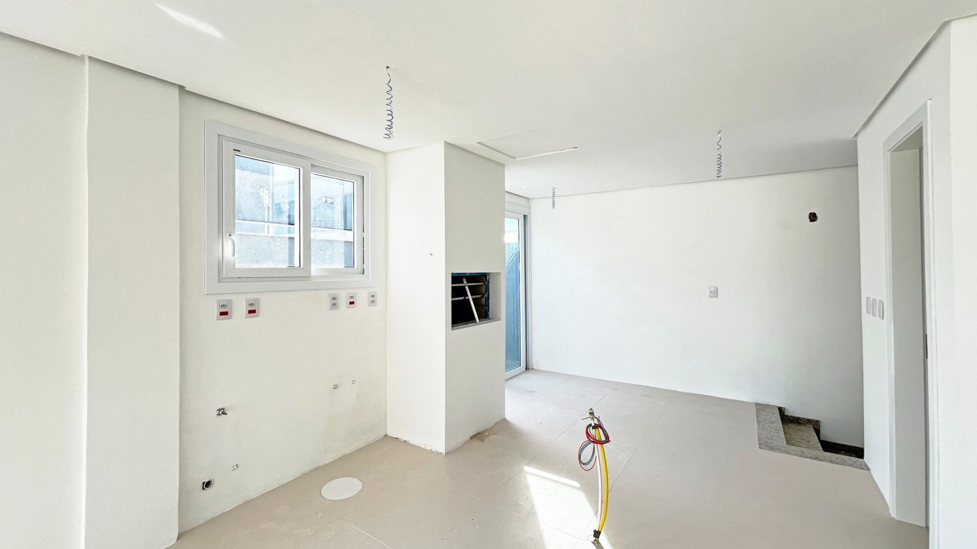 Casa à venda com 3 quartos, 215m² - Foto 6