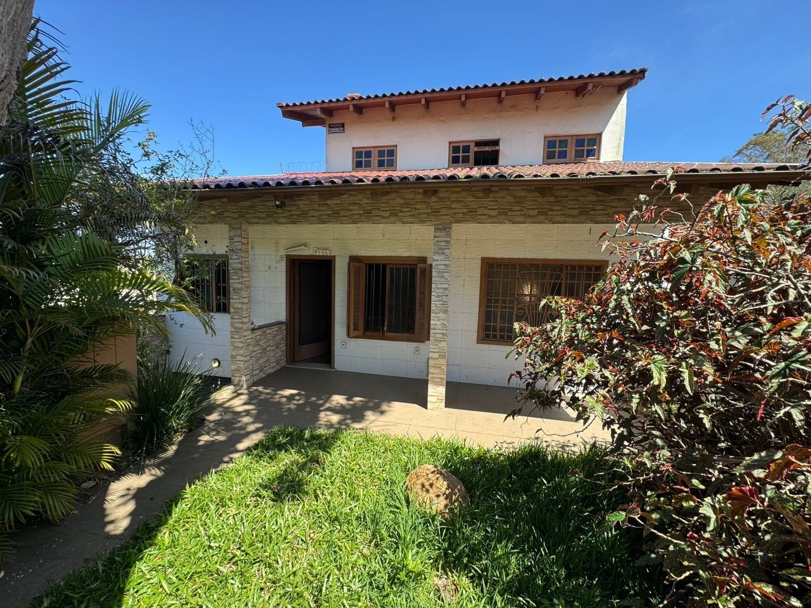 Casa, 3 quartos, 318 m² - Foto 1