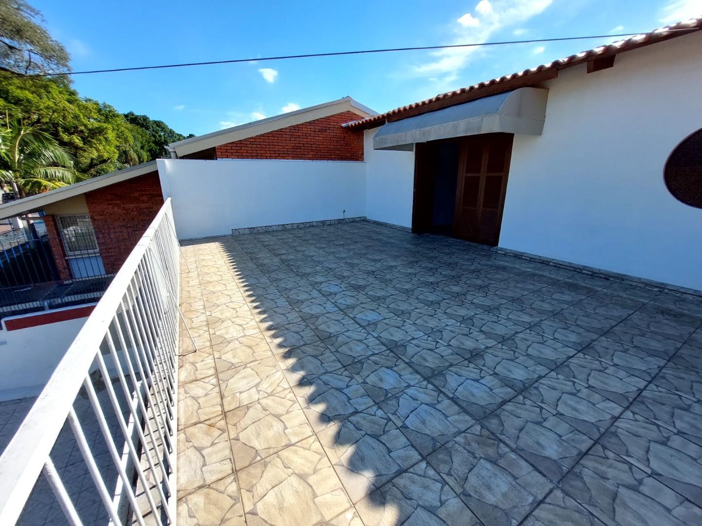 Casa à venda com 3 quartos, 241m² - Foto 12