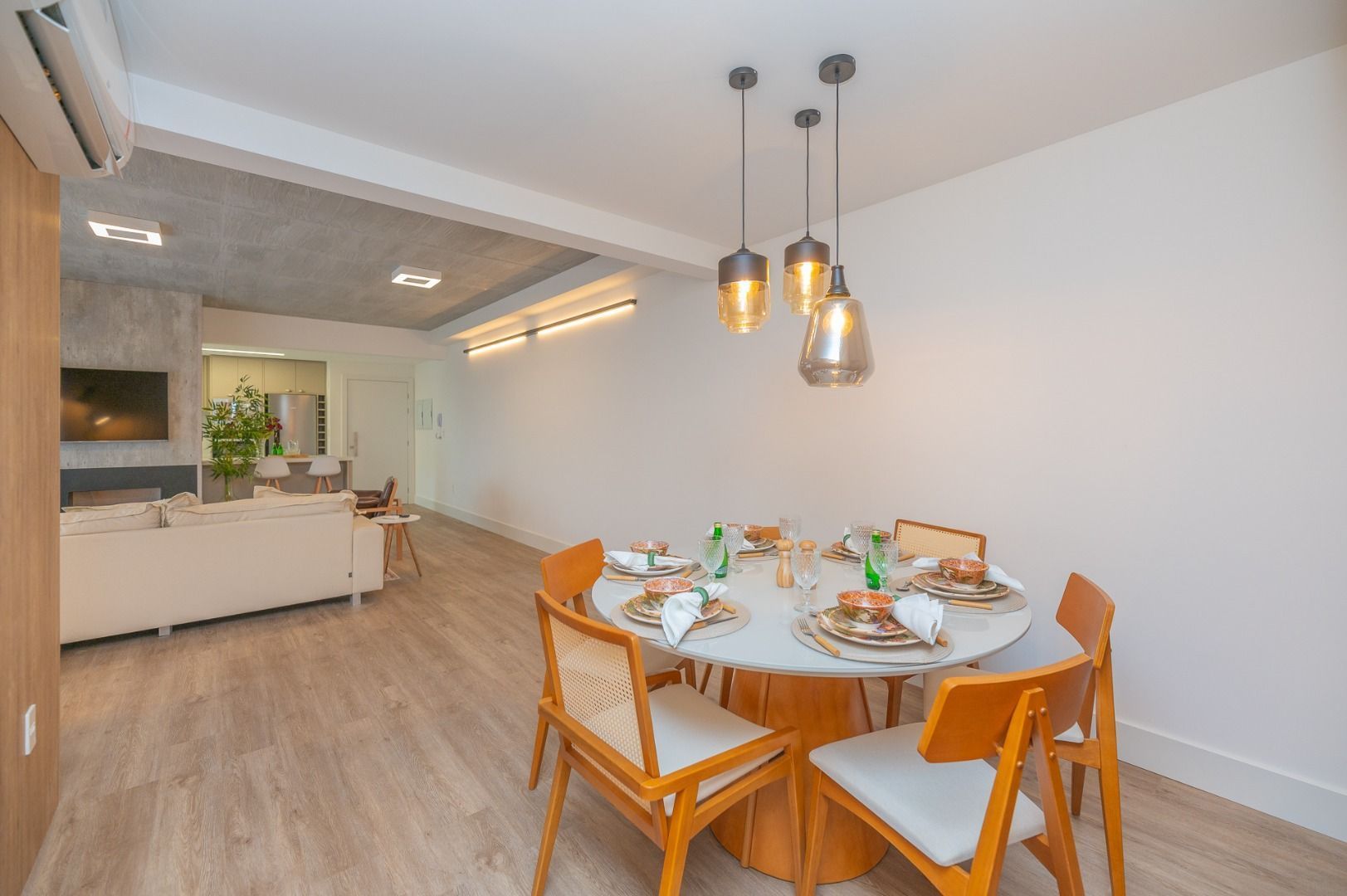 Apartamento à venda com 3 quartos, 149m² - Foto 3