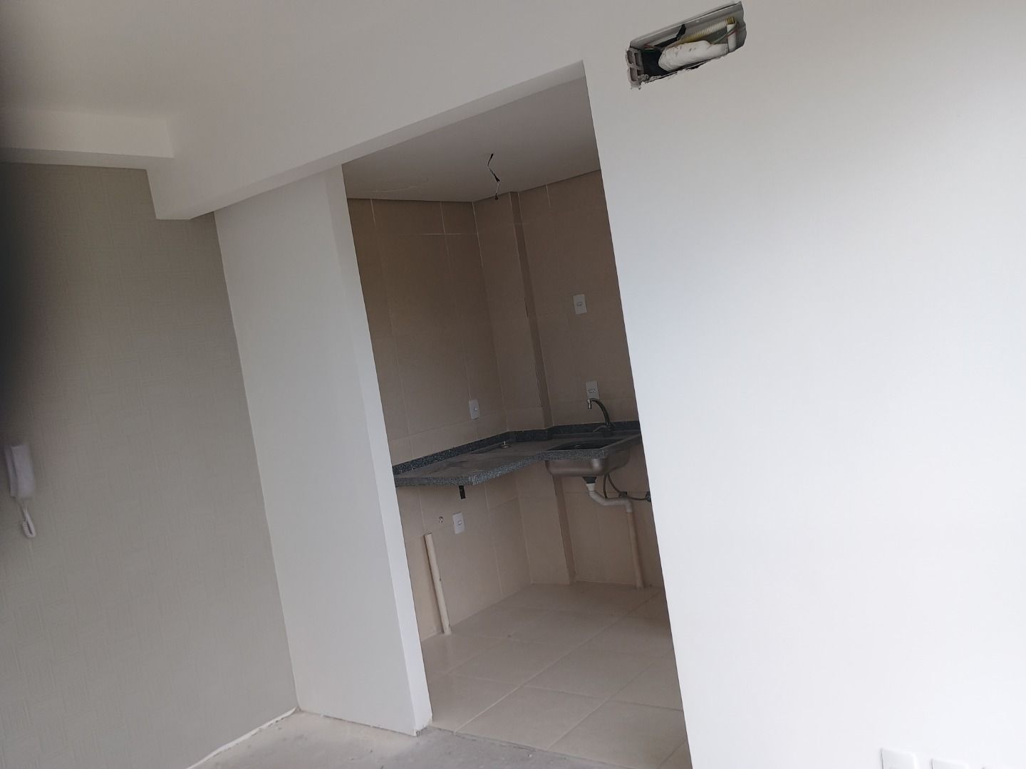 Apartamento à venda com 2 quartos, 42m² - Foto 25