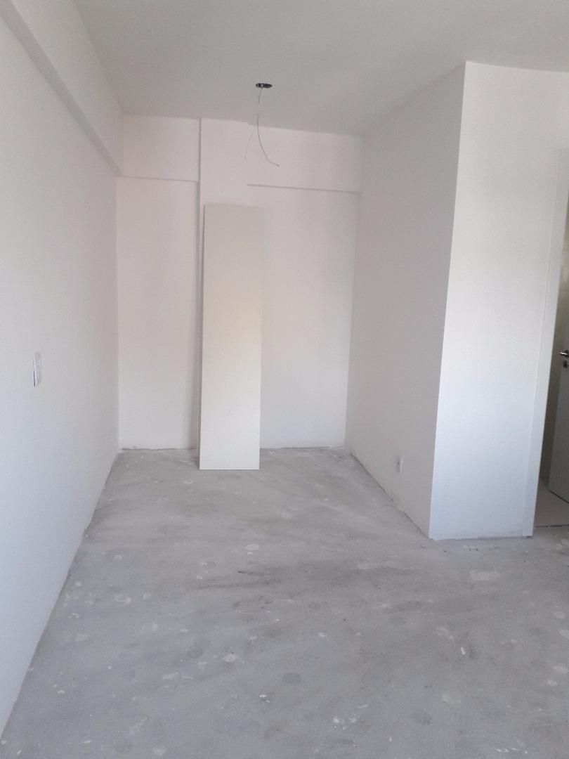 Apartamento à venda com 2 quartos, 71m² - Foto 39