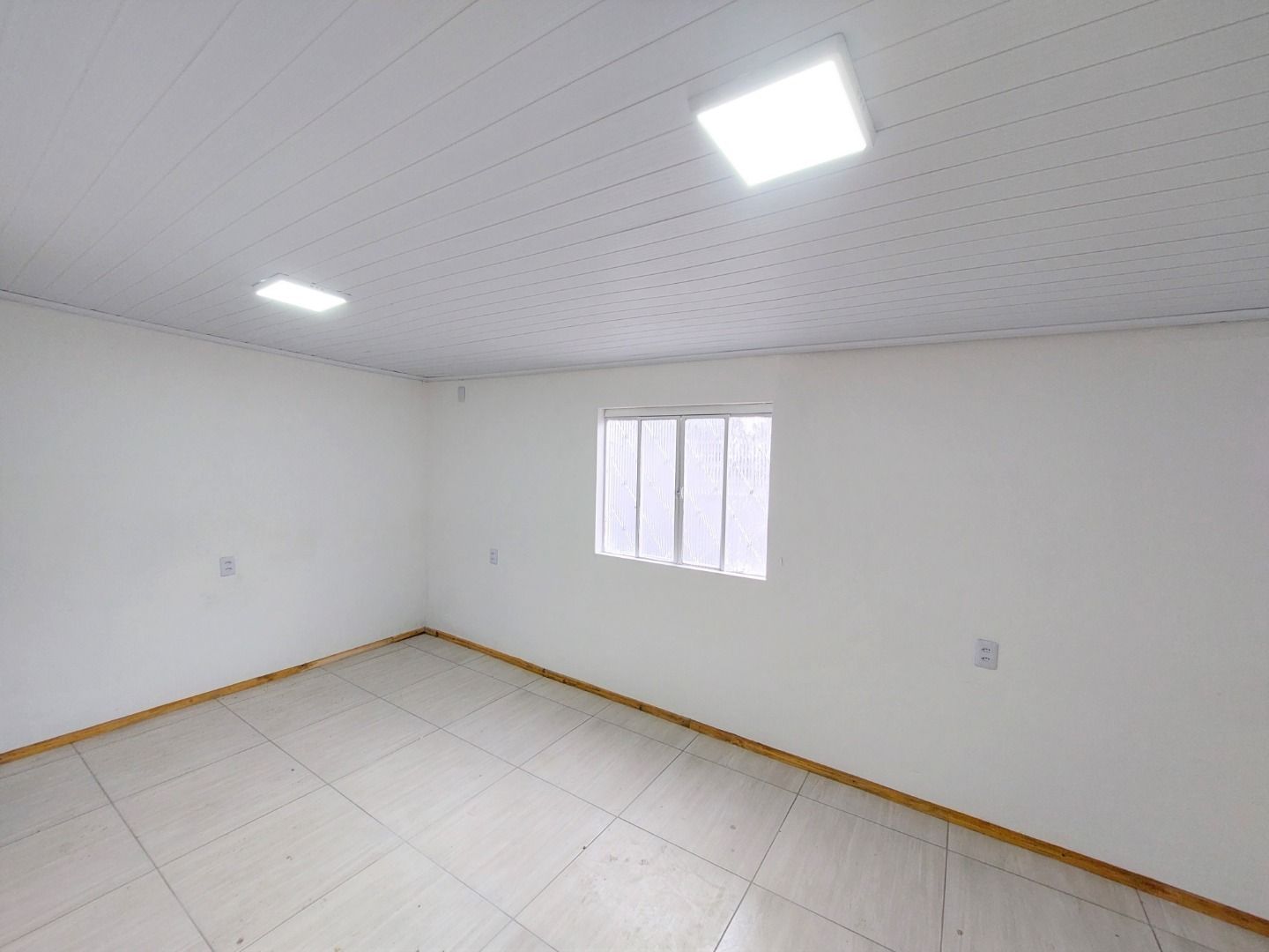 Casa à venda e aluguel com 3 quartos, 93m² - Foto 11