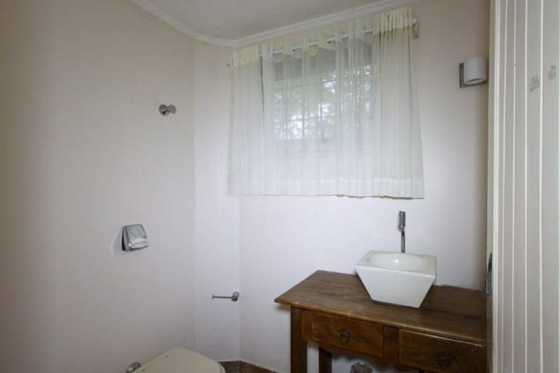 Casa para alugar com 3 quartos, 495m² - Foto 8