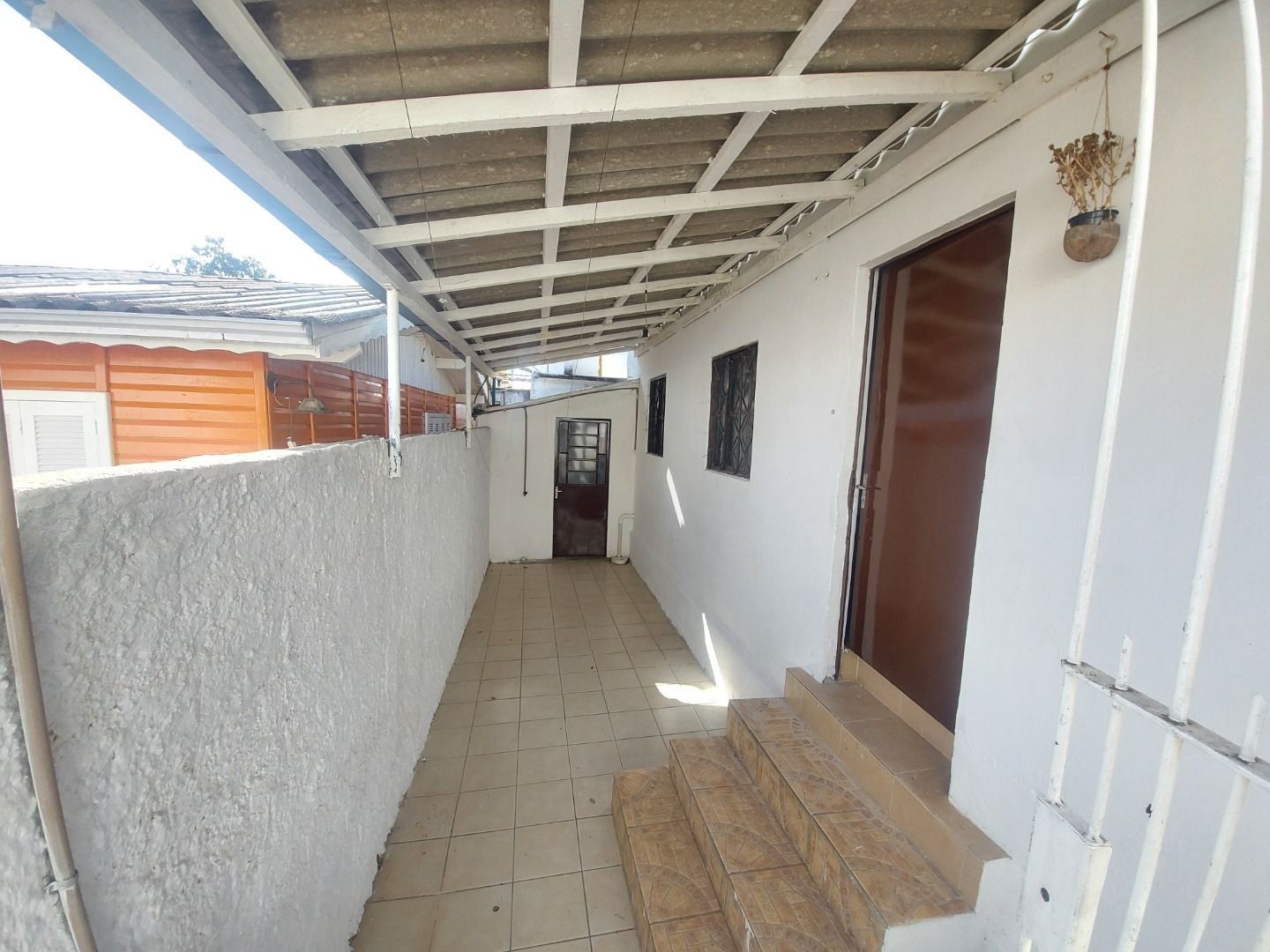 Casa, 2 quartos, 46 m² - Foto 1