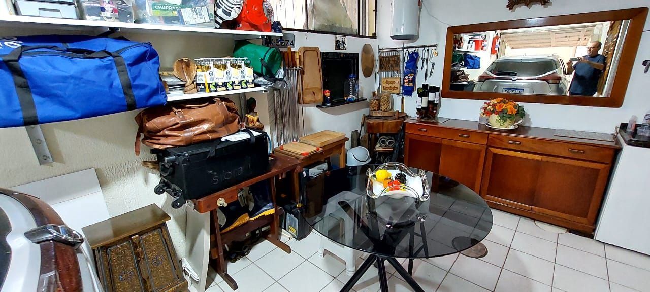 Casa à venda com 3 quartos, 180m² - Foto 32