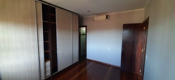 Casa, 3 quartos, 246 m² - Foto 14