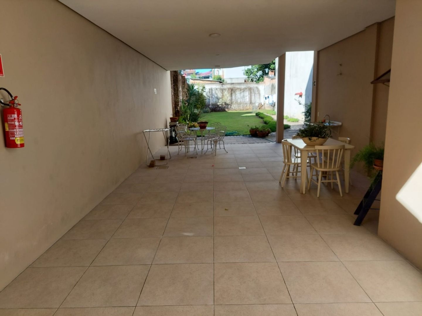 Apartamento à venda com 2 quartos, 69m² - Foto 28