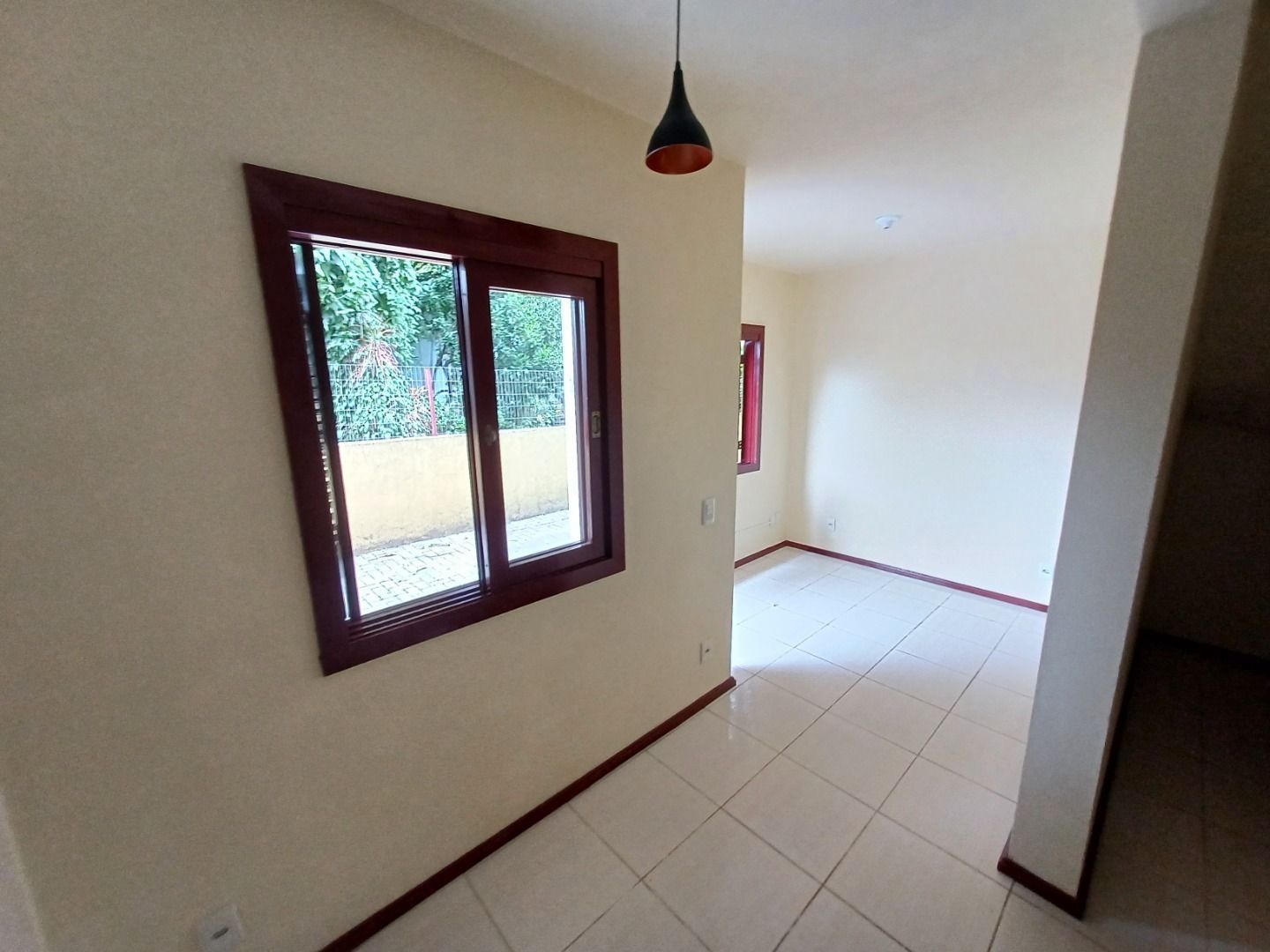 Casa para alugar com 2 quartos, 50m² - Foto 4