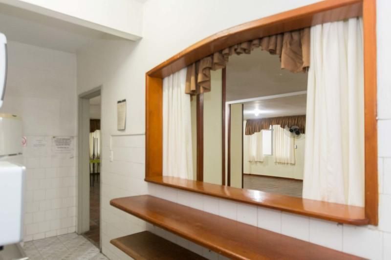 Apartamento para alugar com 1 quarto, 42m² - Foto 26