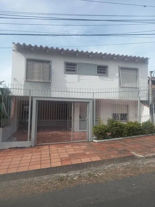 Casa, 3 quartos, 250 m² - Foto 1