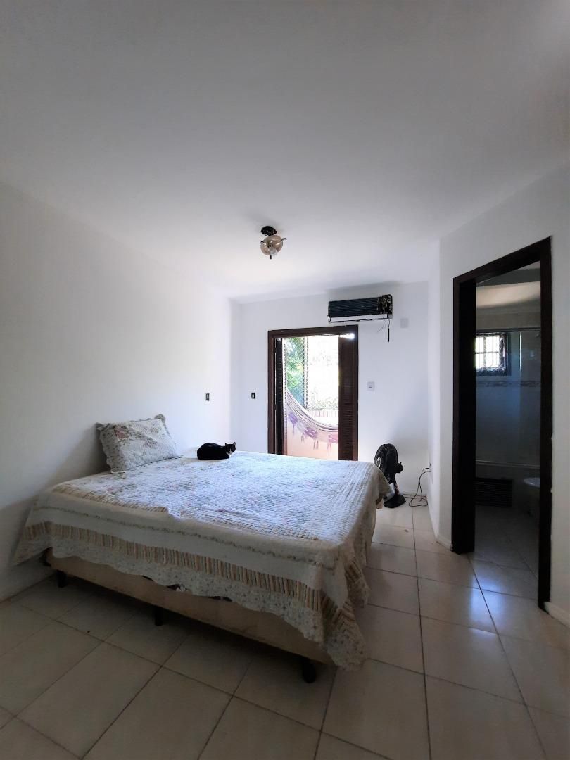 Casa à venda com 3 quartos, 214m² - Foto 12
