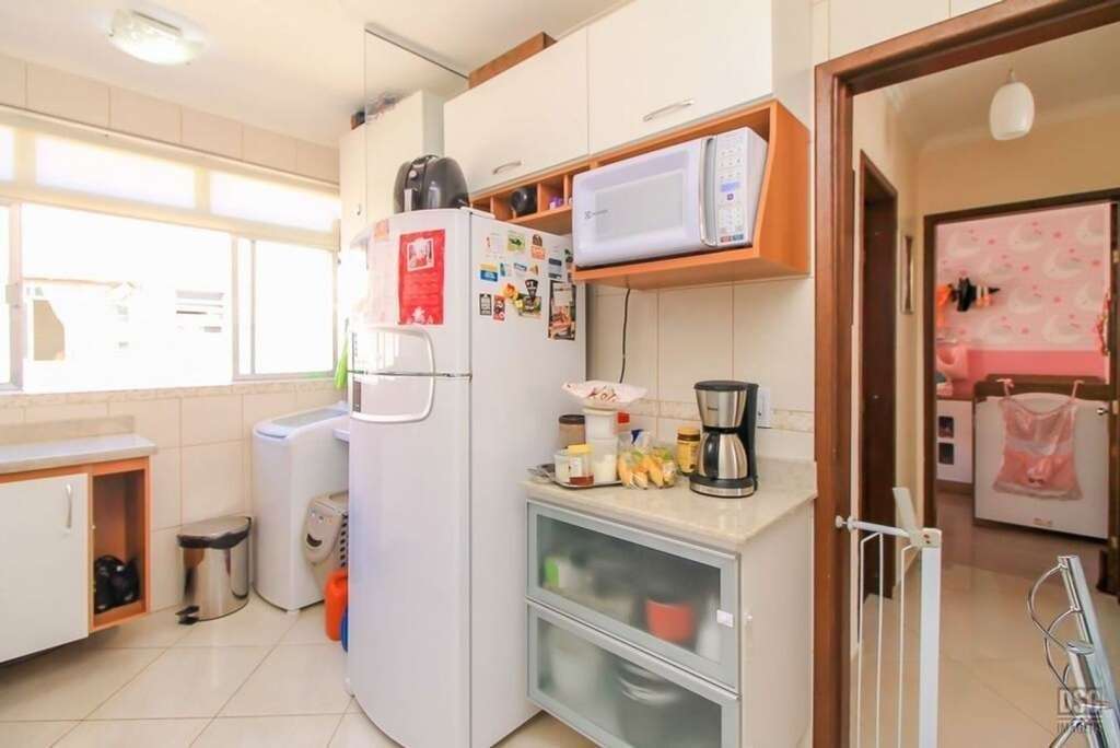 Apartamento à venda com 2 quartos, 60m² - Foto 11